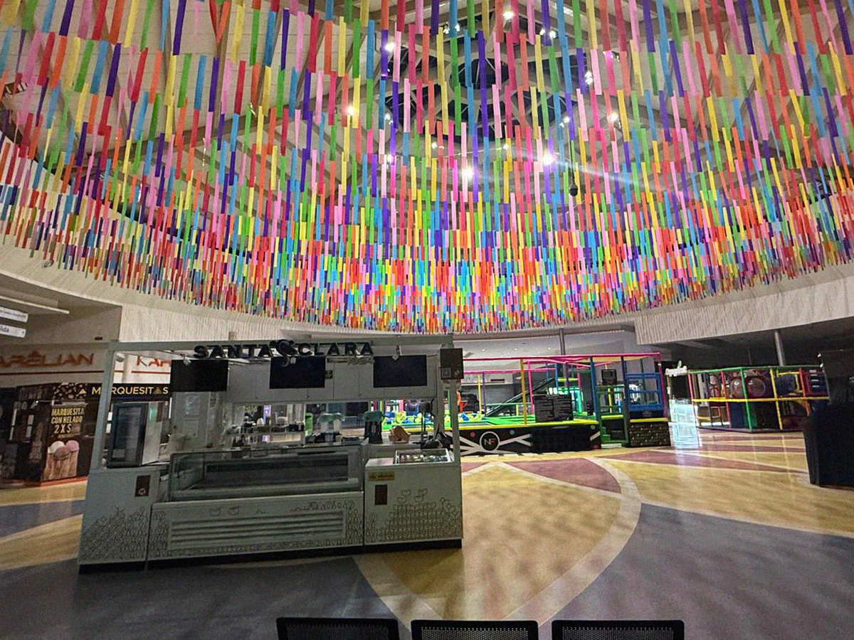 ESCAPARATE 03